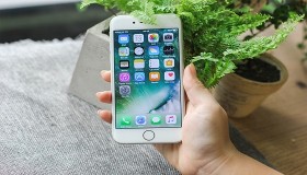 Màn hình iPhone 6 có chống xước hay không?
