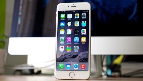 iPhone 6s Plus tự sáng màn hình - xử lý ra sao