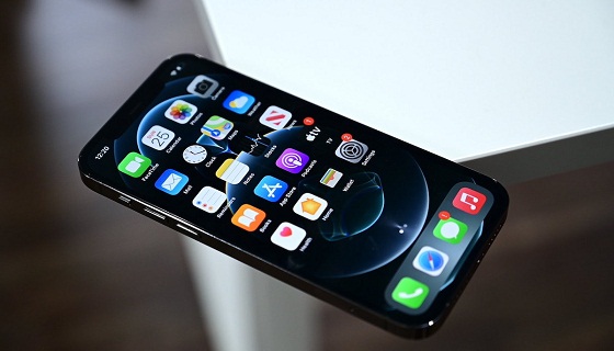 Quay màn hình iPhone 13 Pro Max có ảnh hưởng đến hiệu suất của điện thoại không?
