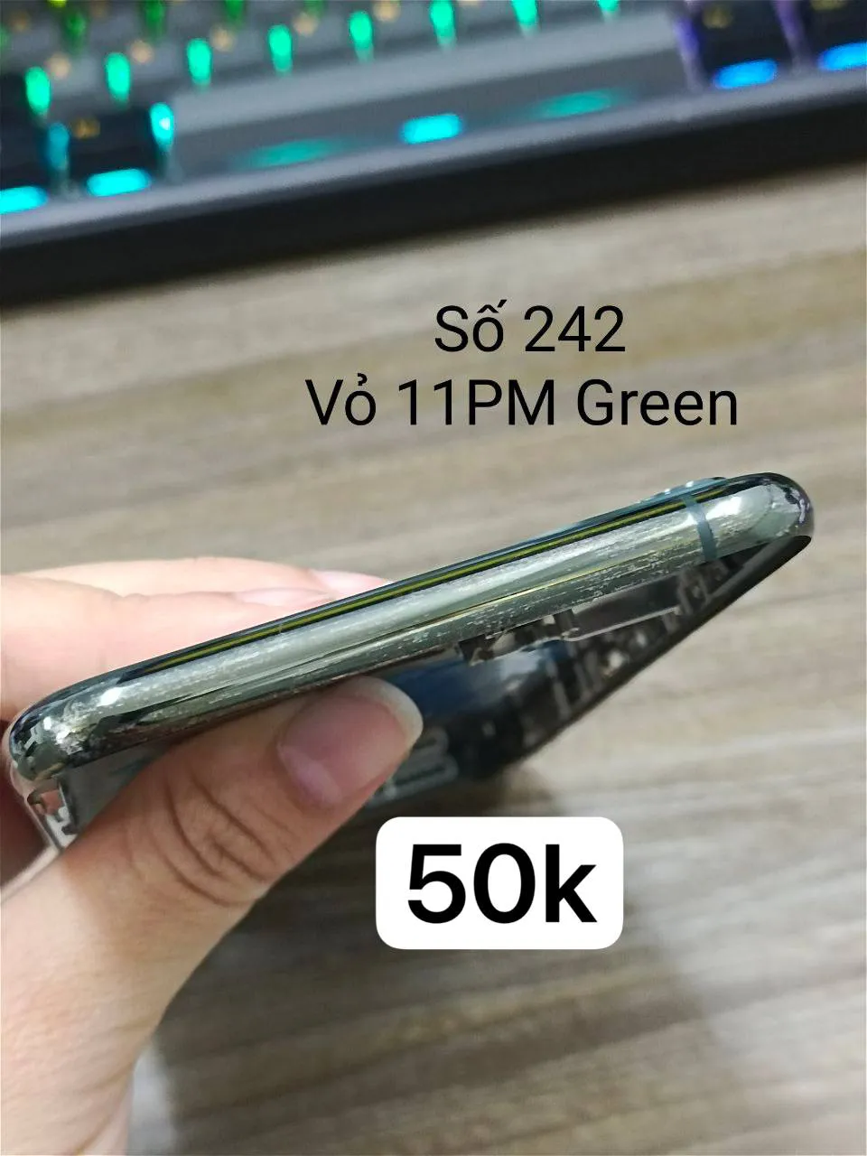 Bộ vỏ iPhone 11 Pro Max - số 242