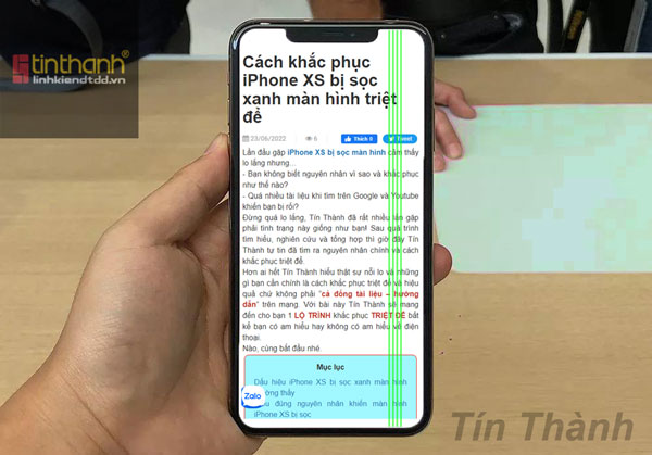Dấu hiệu iPhone XS bị sọc màn hình