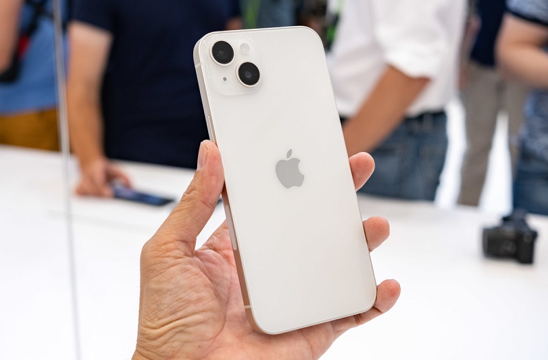 mua-khung-ron-iphone-14-plus-zin-chuan-apple-10