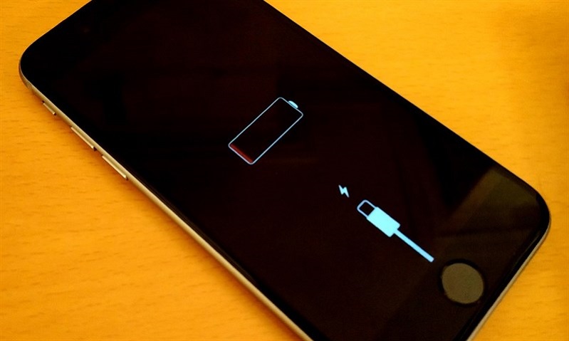 iPhone không nhận sạc: 6 nguyên nhân và 6 cách khắc phục hiệu quả