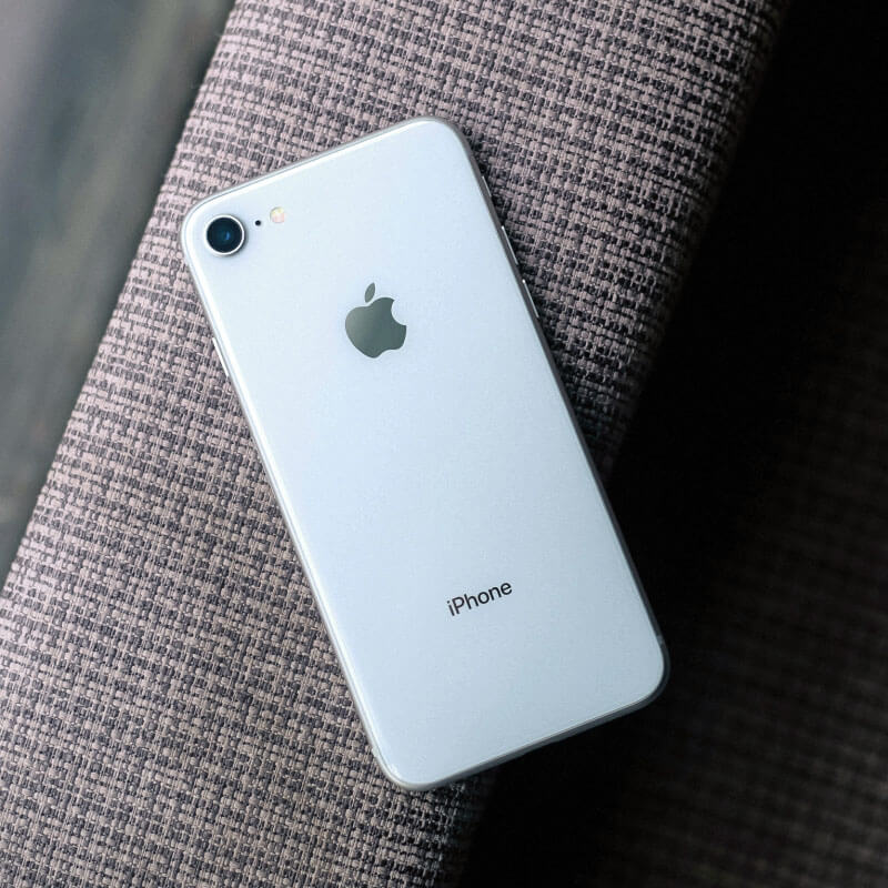 iPhone 8 Plus 64GB giá 15 triệu - Có nên mua ngay lúc này?