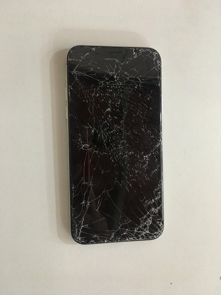 Iphone 11 Pro Max Bị Vỡ Màn Hình Có Sửa Được Không?