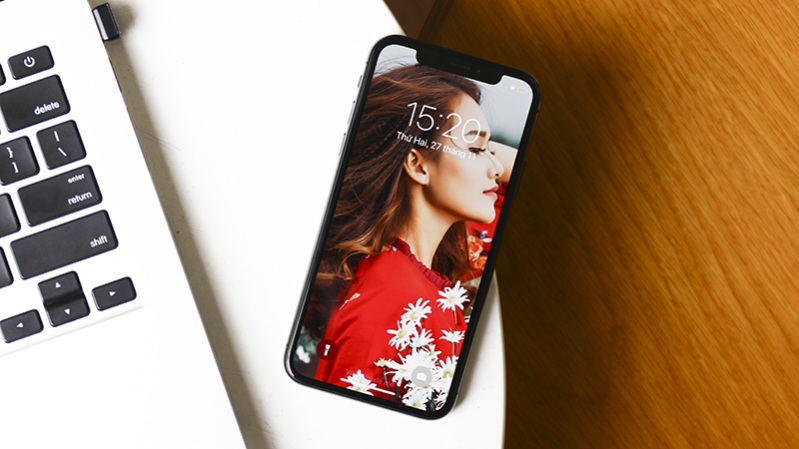 Màn hình iPhone 11 Pro là LCD hay OLED 2